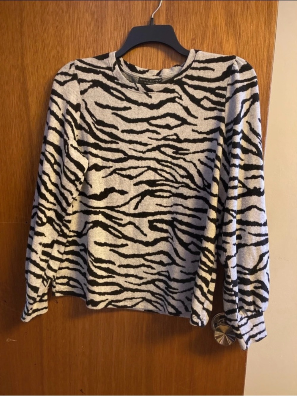 Sanctuary Black and White Zebra-Pattern Crewneck Sweater